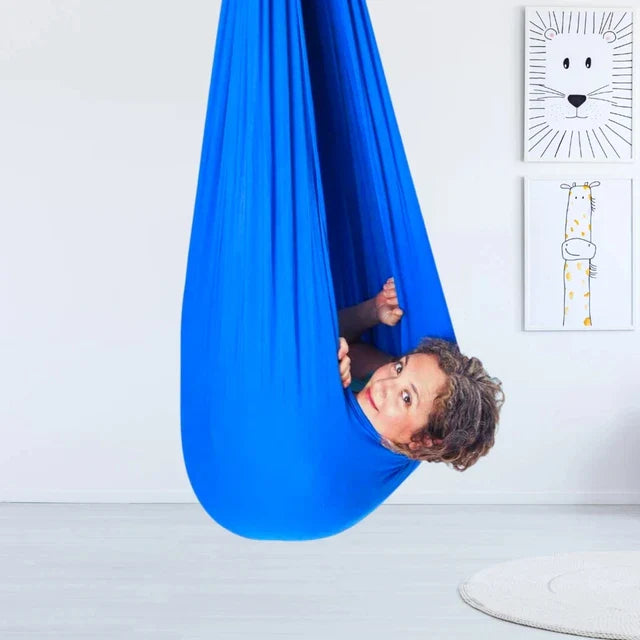 Balançoire thérapeutique pour enfants – jeu sensoriel et relaxation