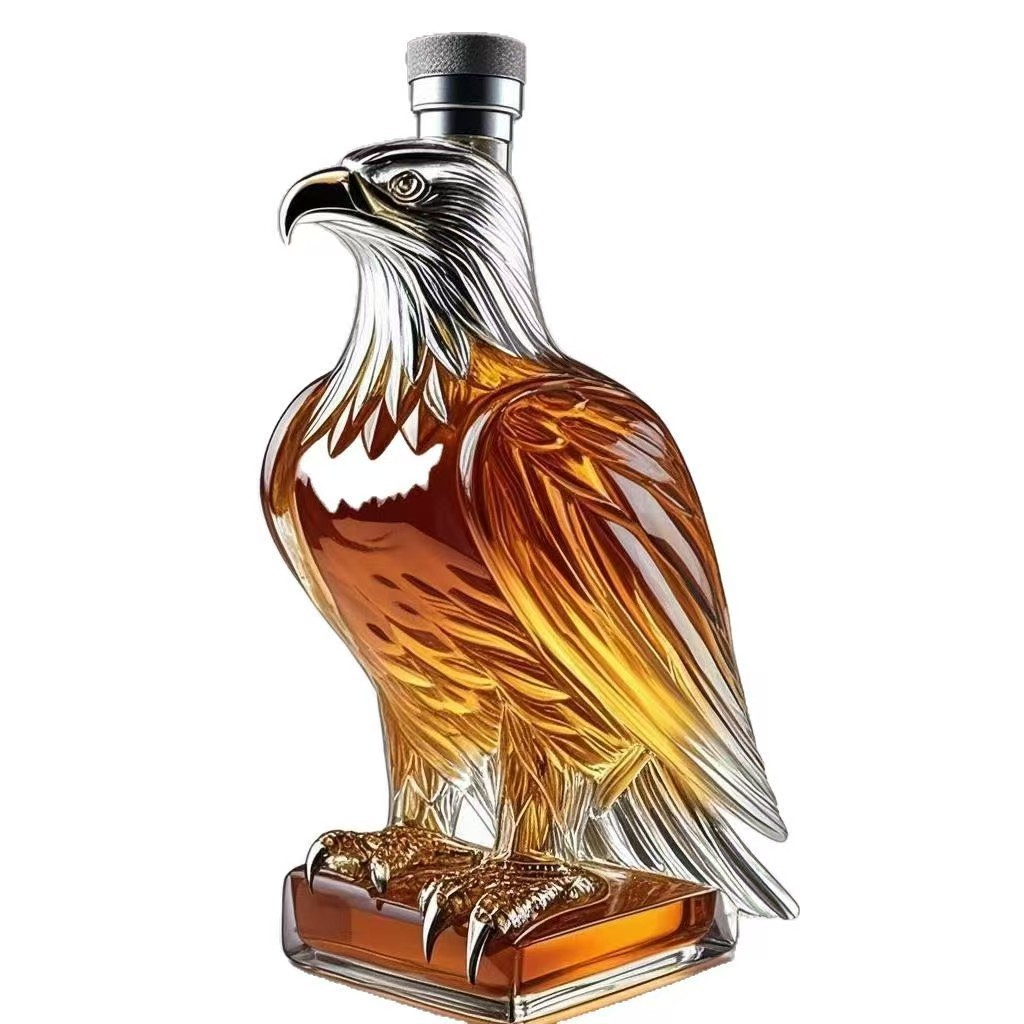 Carafe à whisky en forme d'aigle
