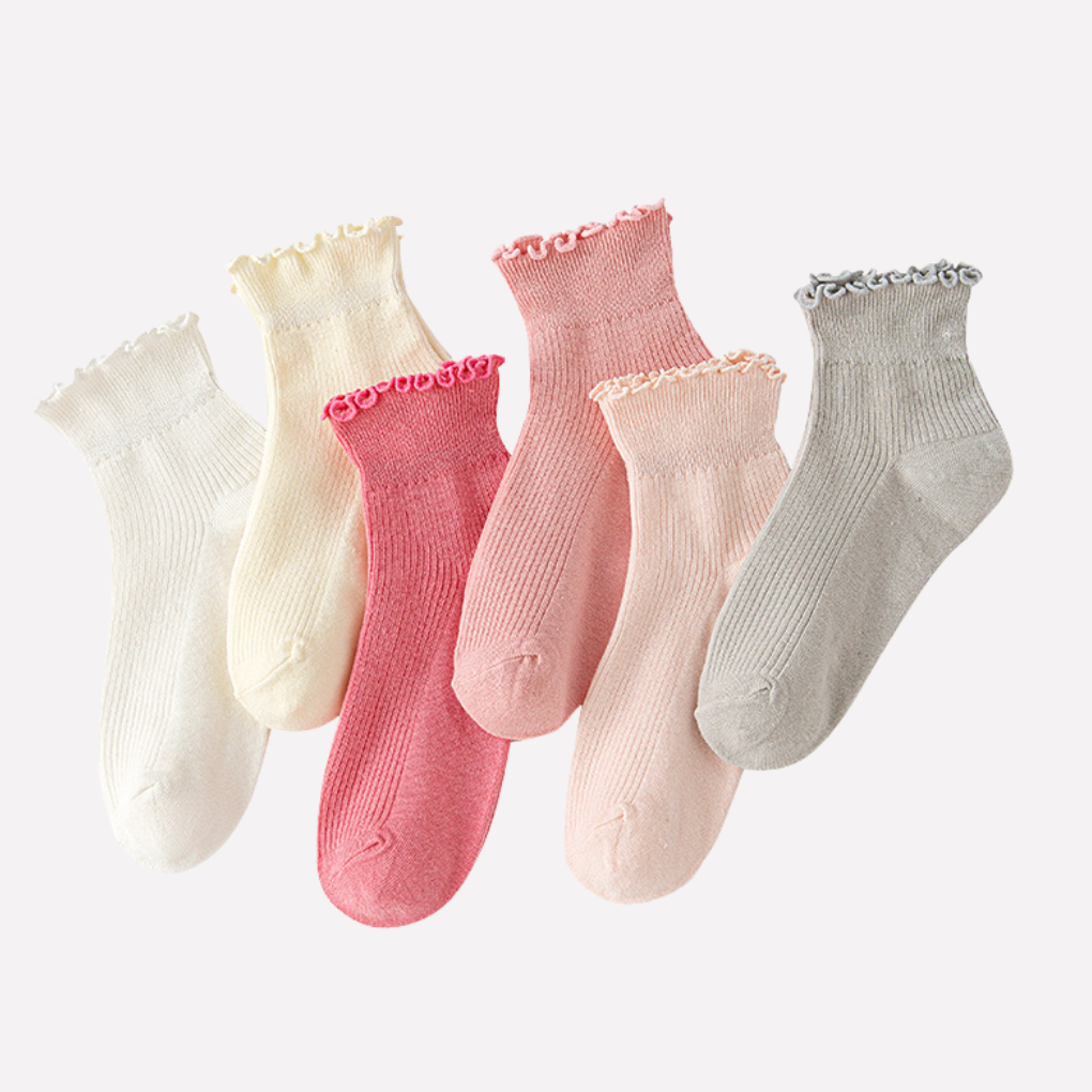 Chaussettes courtes à bords volantés pour femme