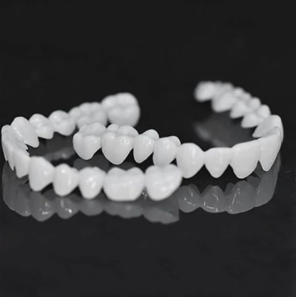 Prothèse dentaire clipsable - Sourire parfait