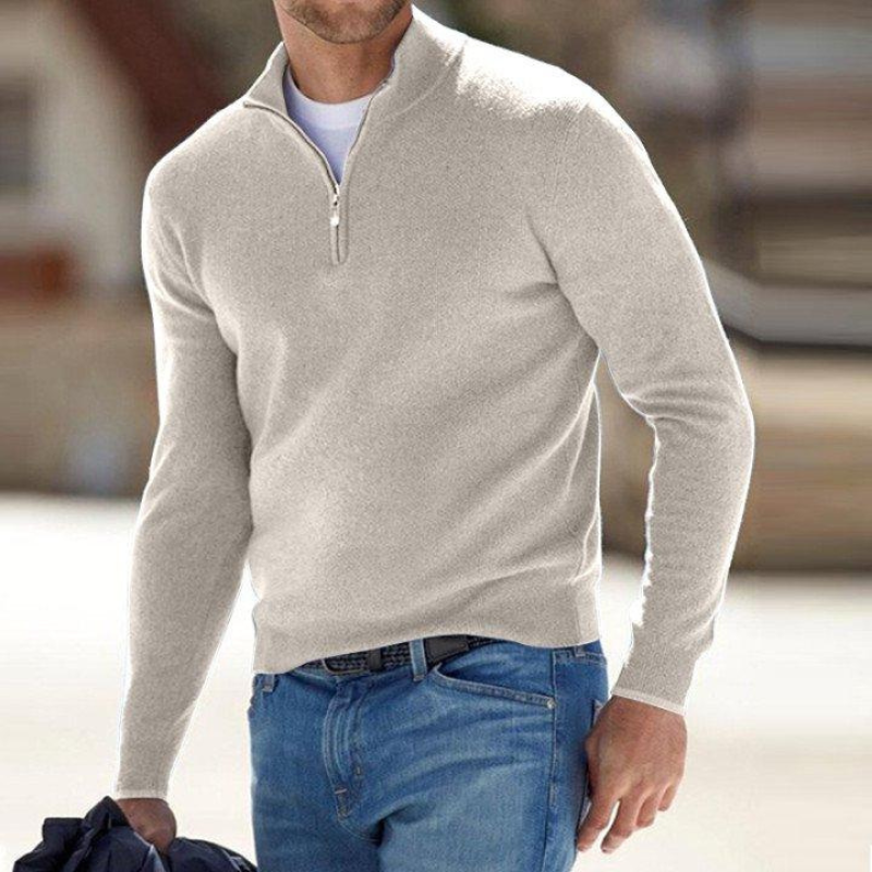 Pull homme à col montant style scandinave