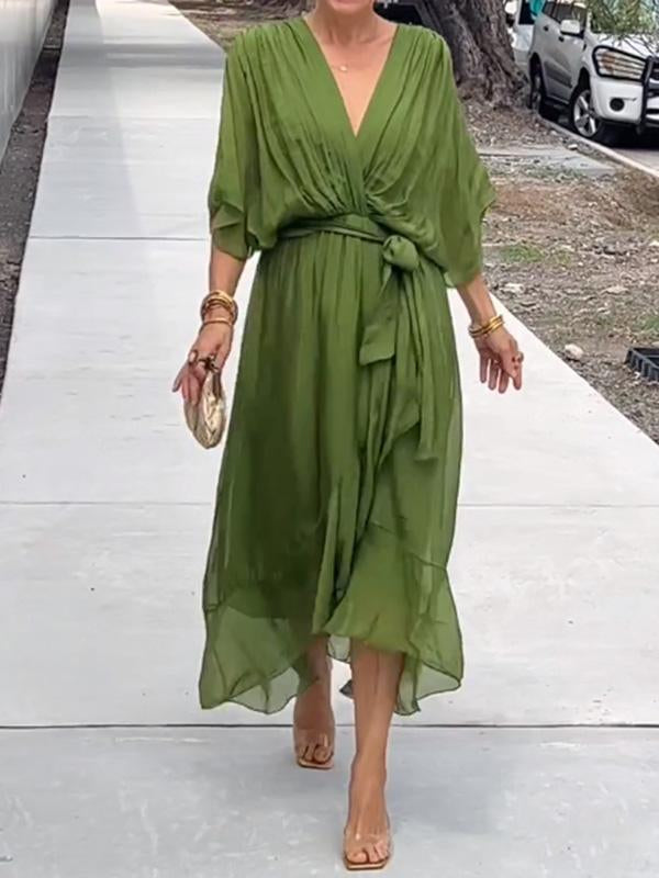 Robe élégante à encolure en V