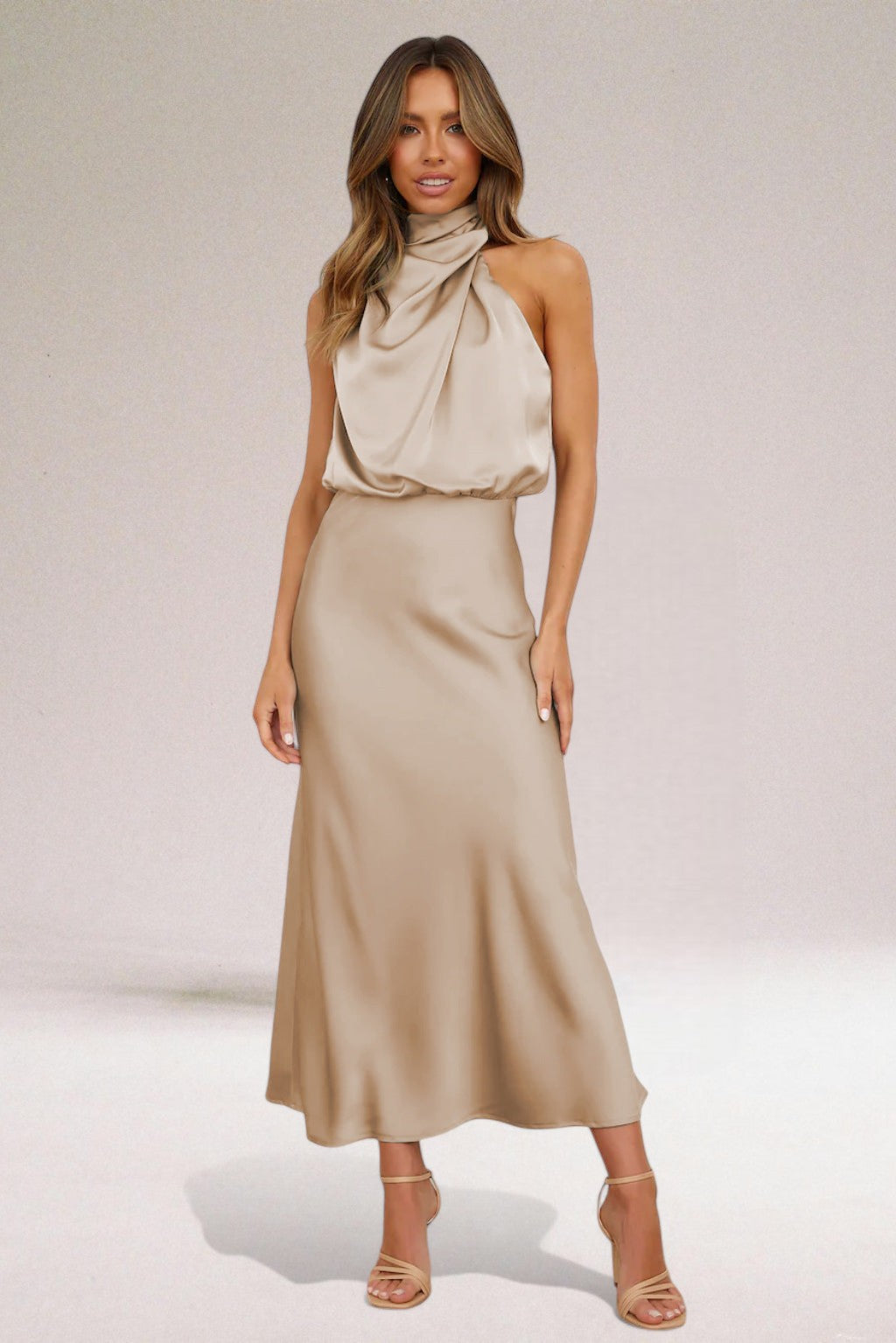 Robe glamour à col américain