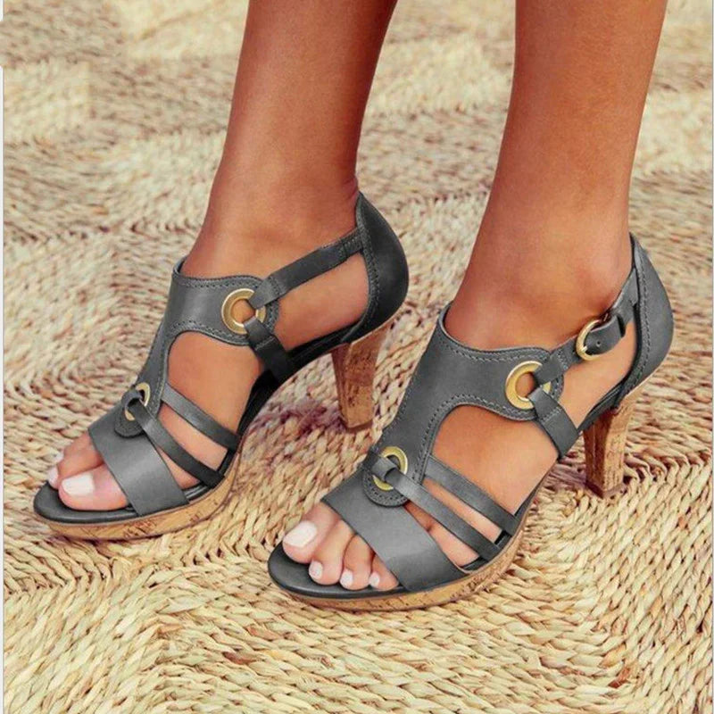 Sandales à lanières élégantes avec talon