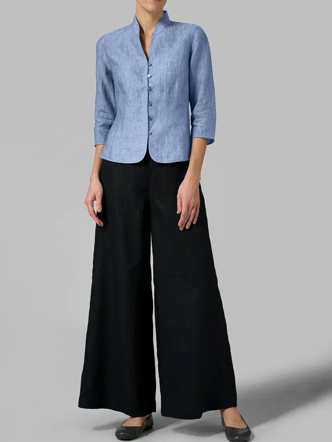 Veste pour femme boutonnée devant à manches 3/4 et col officier