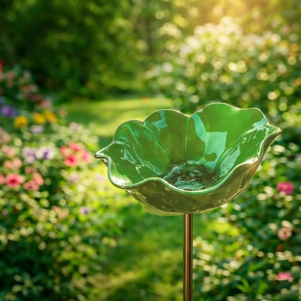 Abreuvoir pour oiseaux fait main en forme de fleur – donnez de la vie à votre jardin
