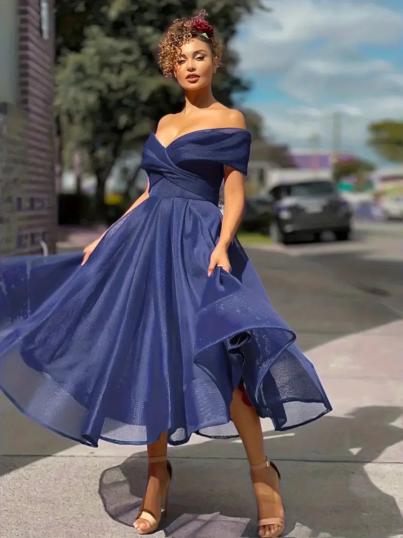 Anouk - Long Dress with Off-Shoulder Design, Flattering Cut