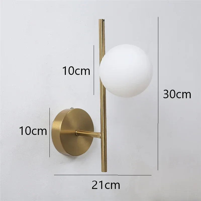 Applique murale Astra | Design moderne avec double sphère couleur or