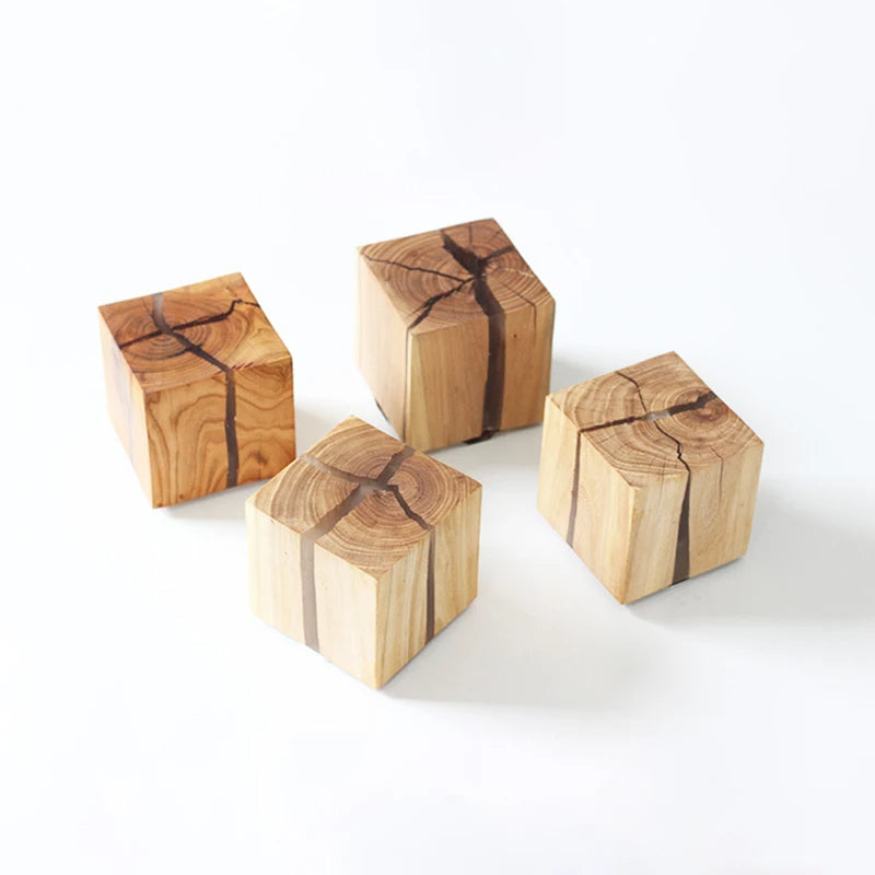 Applique murale en bois massif sculpté à la main et résine