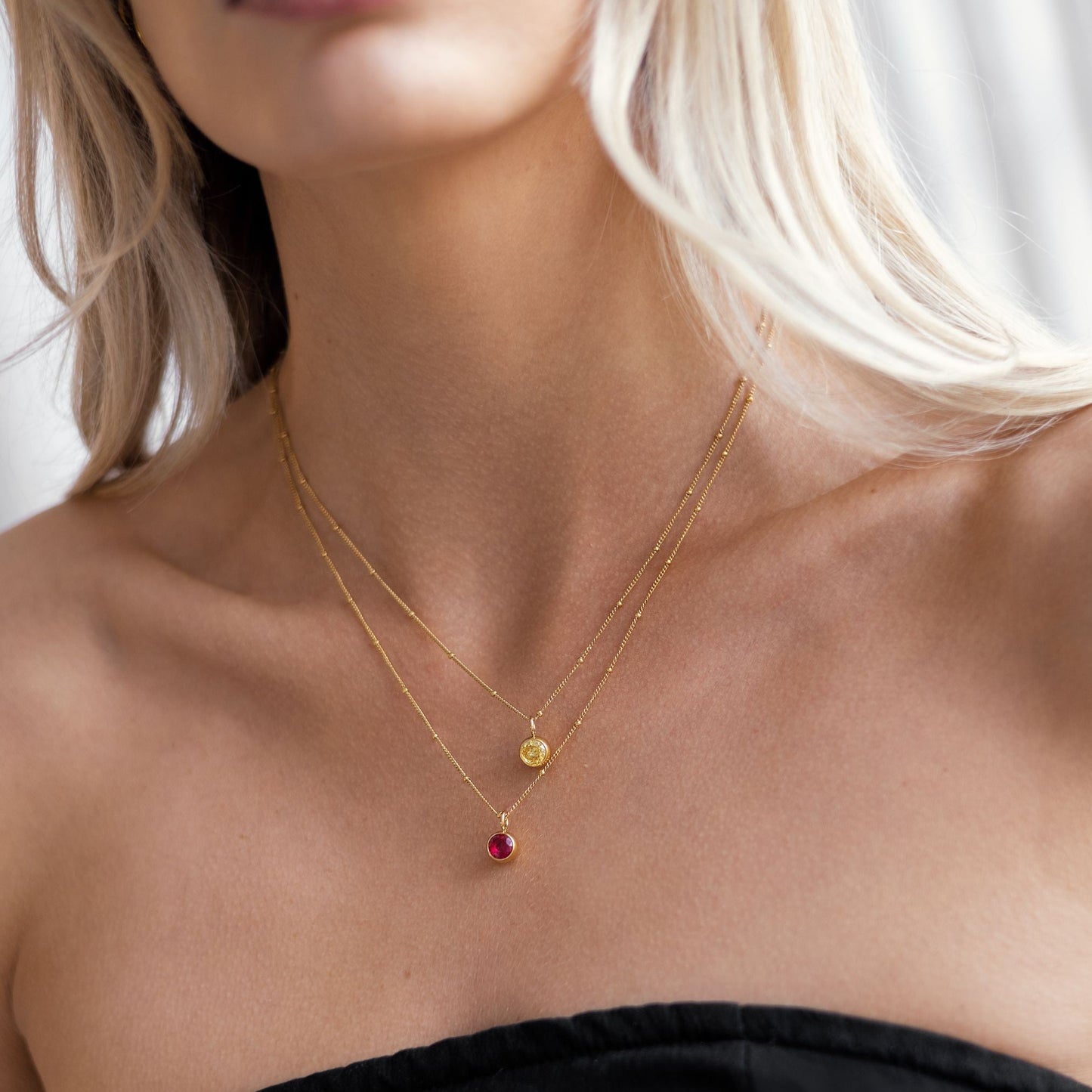 Aurora Birthstone Necklace - A Enchanting Connection