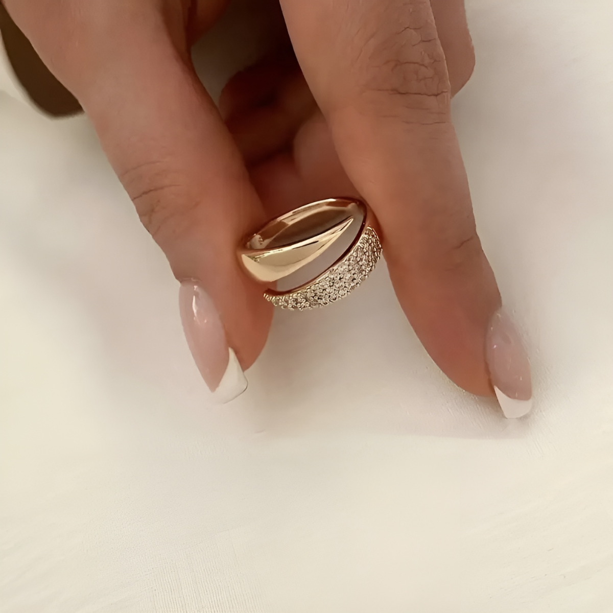 Bague élégante