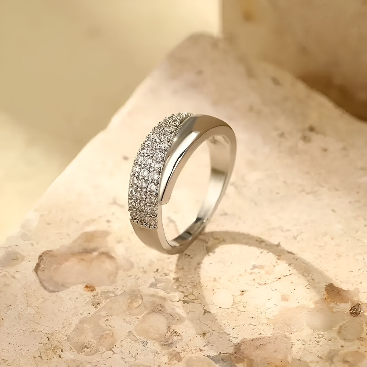 Bague élégante