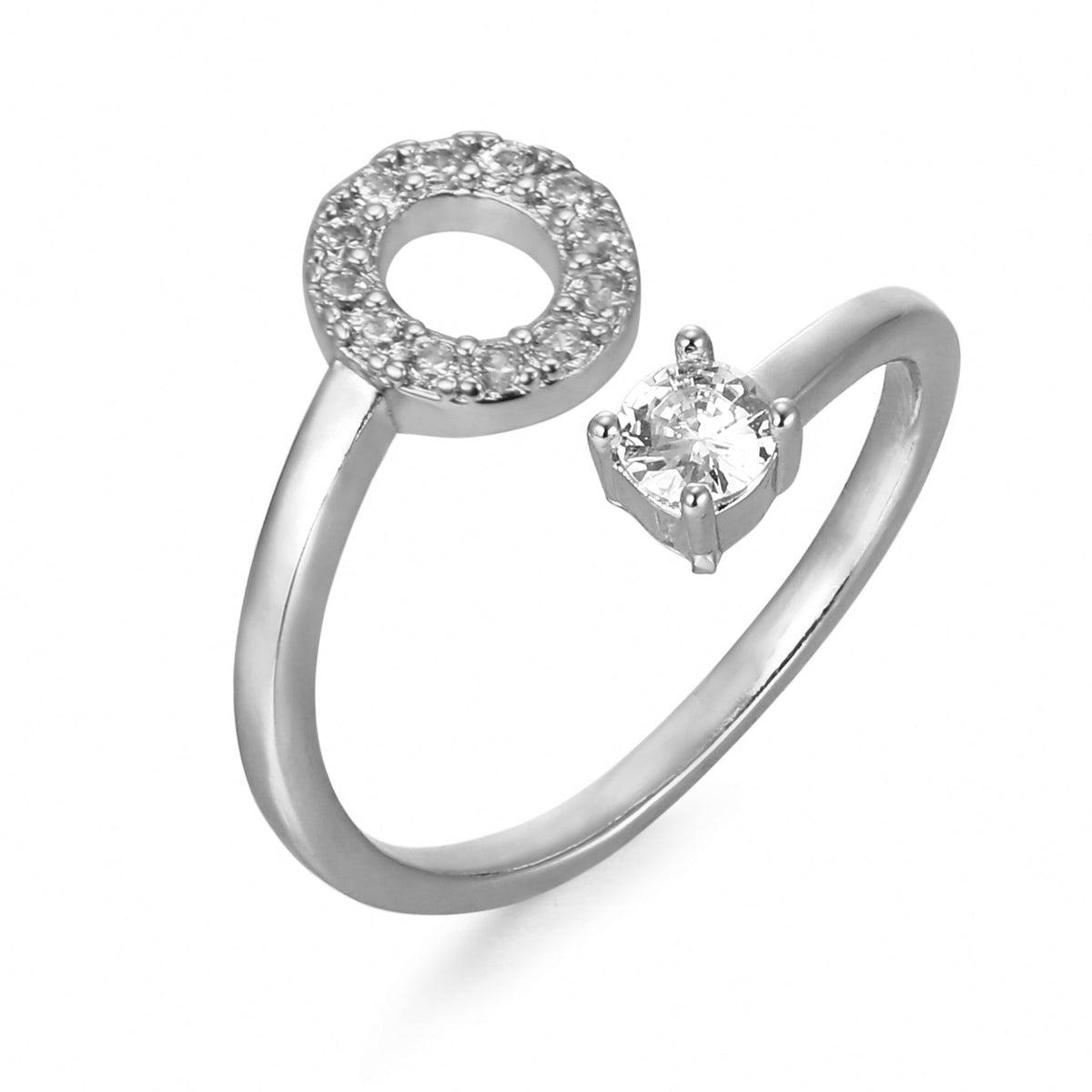Bague initiale personnalisée et élégante