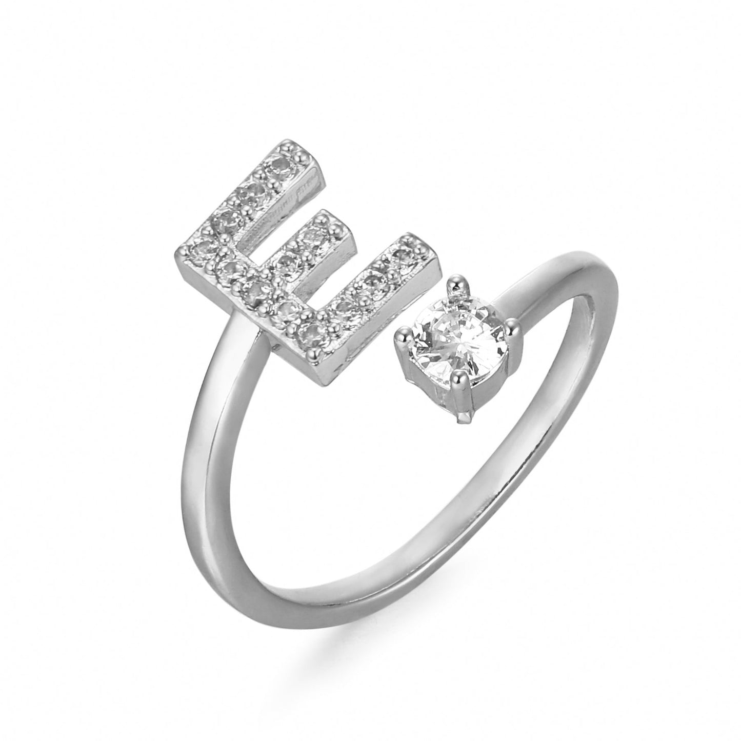 Bague initiale personnalisée et élégante