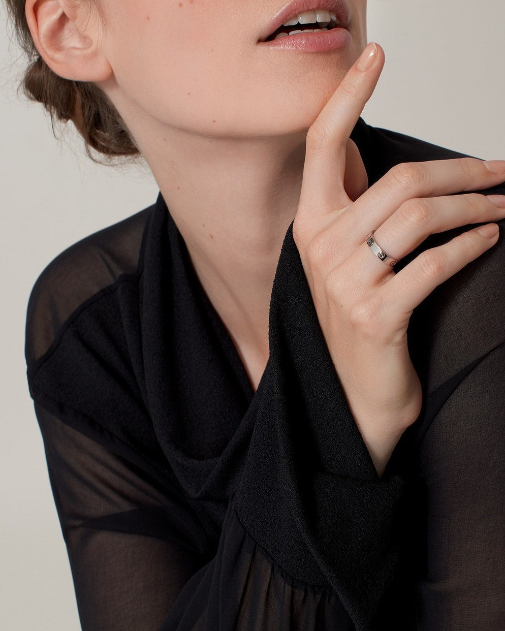 Bague mixte en alliage de zinc argenté