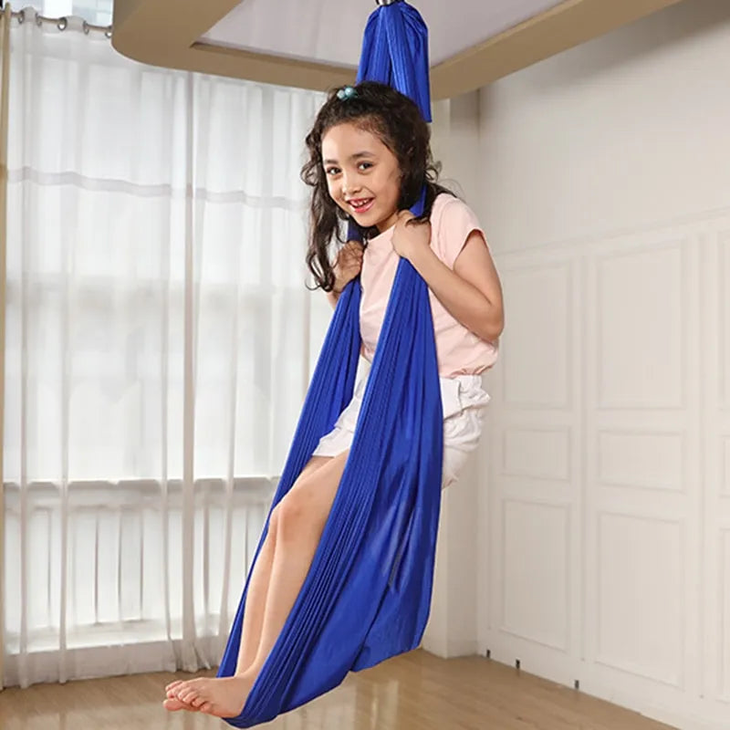 Balançoire-hamac thérapeutique pour enfant pour le calme, la concentration et la confiance en soi