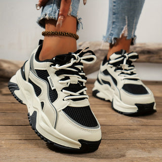 Baskets chunky à plateforme et empiècements pour femme