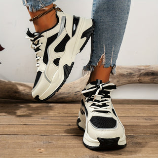 Baskets chunky à plateforme et empiècements pour femme