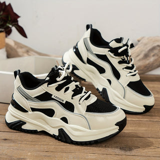 Baskets chunky à plateforme et empiècements pour femme