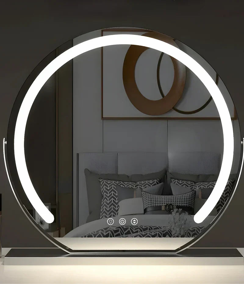 Beauty in LED Light – A Mirror for Every Woman