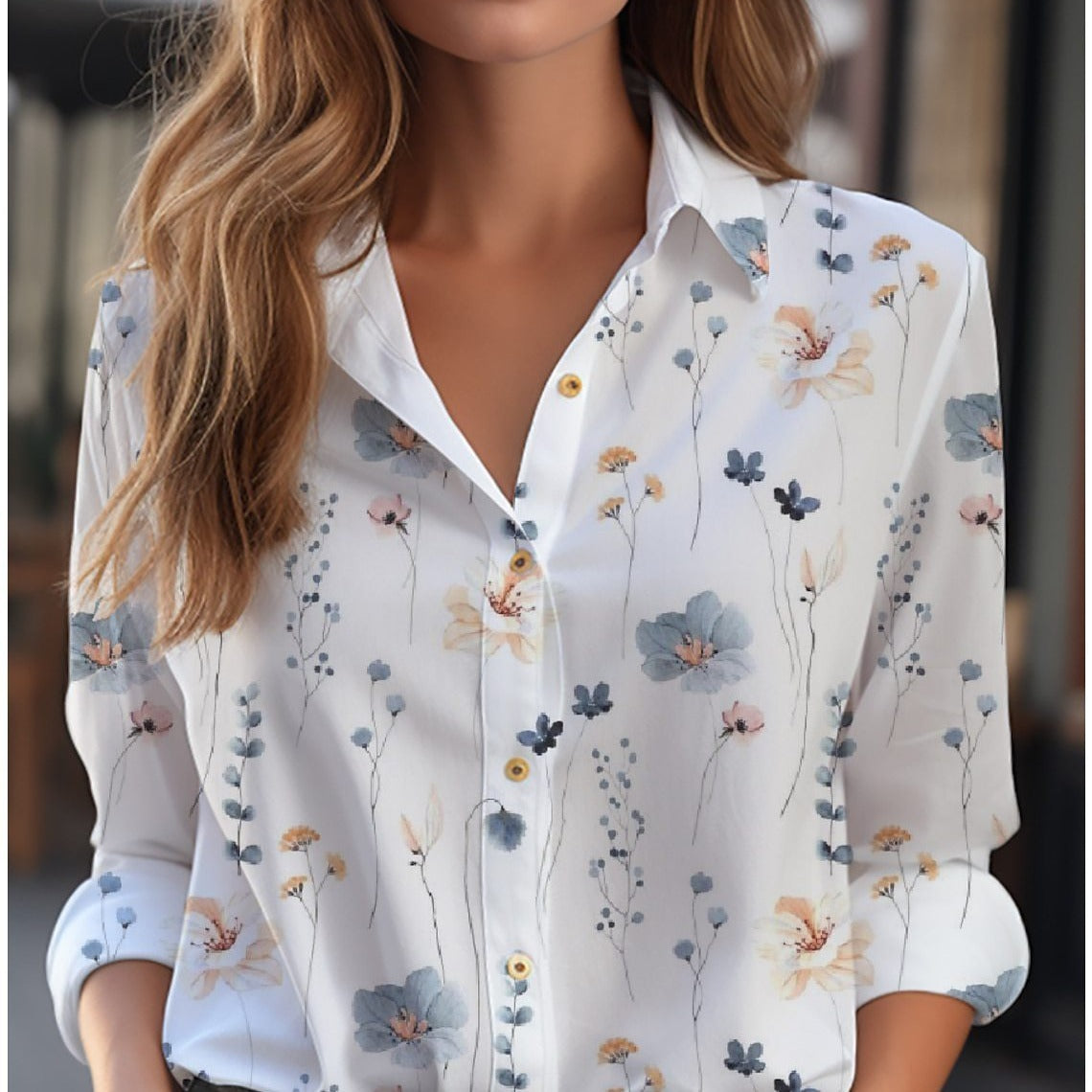 Blouse ample à motif floral, manches longues et fermeture boutonnée
