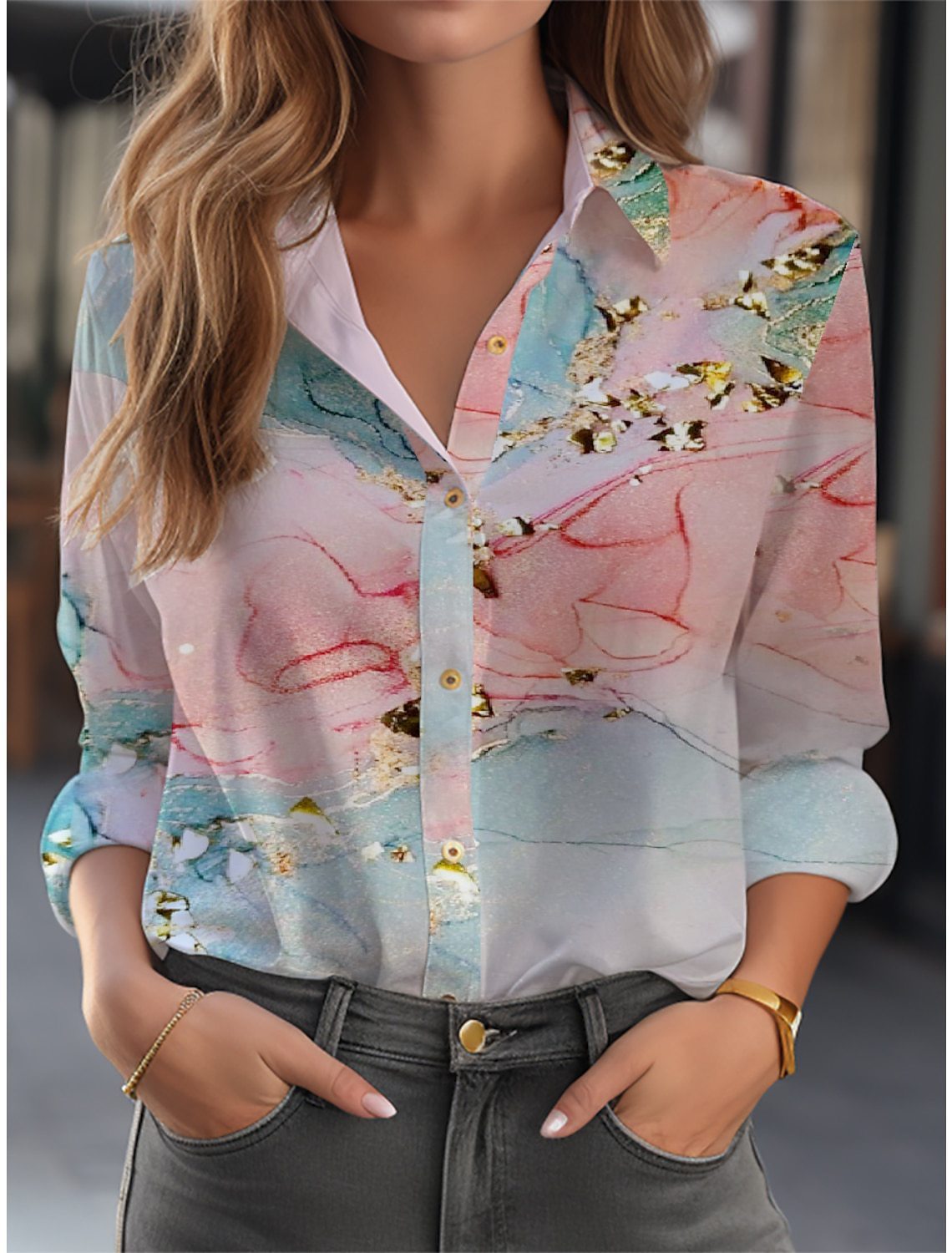 Blouse ample à motif floral, manches longues et fermeture boutonnée