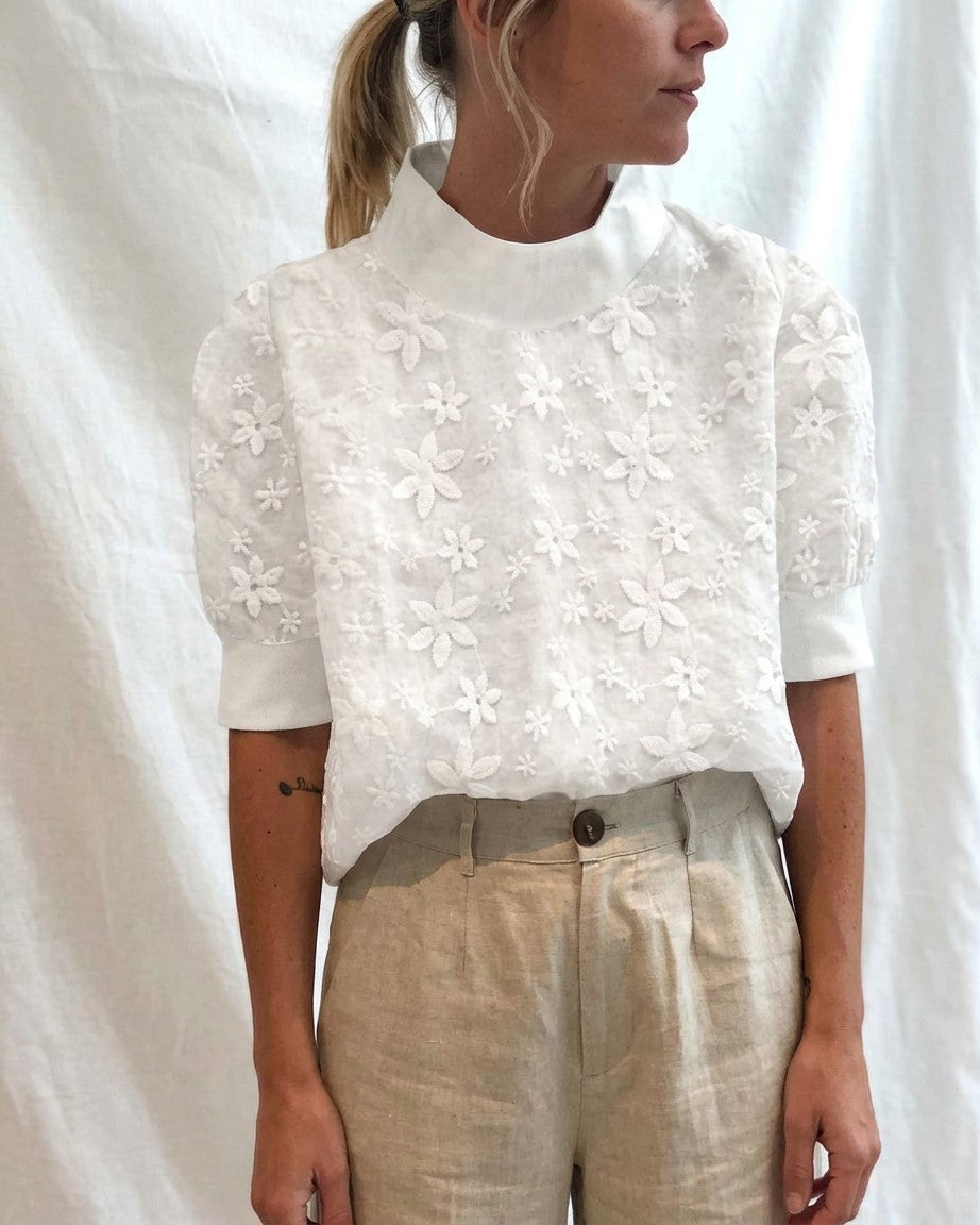 Blouse brodée pour femme