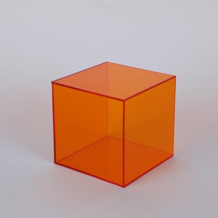 Boîte de rangement et présentation en acrylique colorée