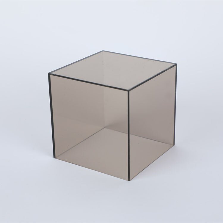 Boîte de rangement et présentation en acrylique colorée