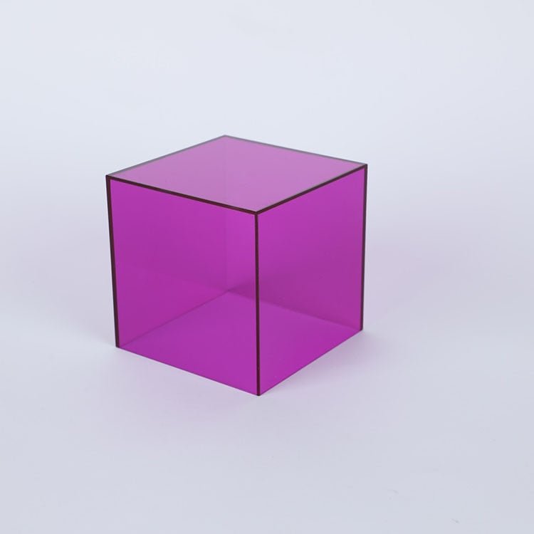 Boîte de rangement et présentation en acrylique colorée
