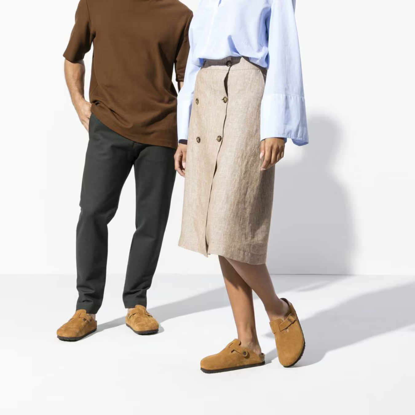 Boston | Taupe Suede – Classic Clogs with Cushioned Anatomical Footbed