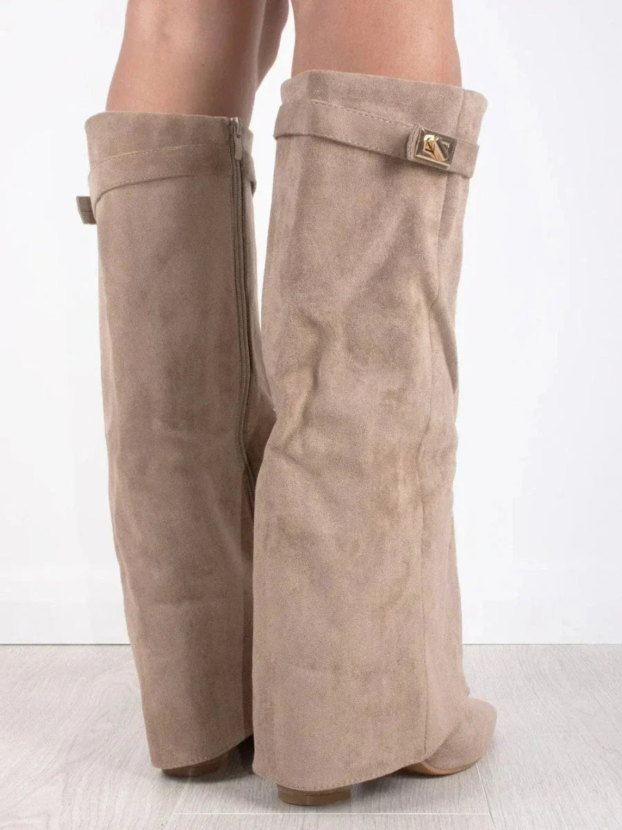 Bottes hautes de luxe à rabat et talon bloc