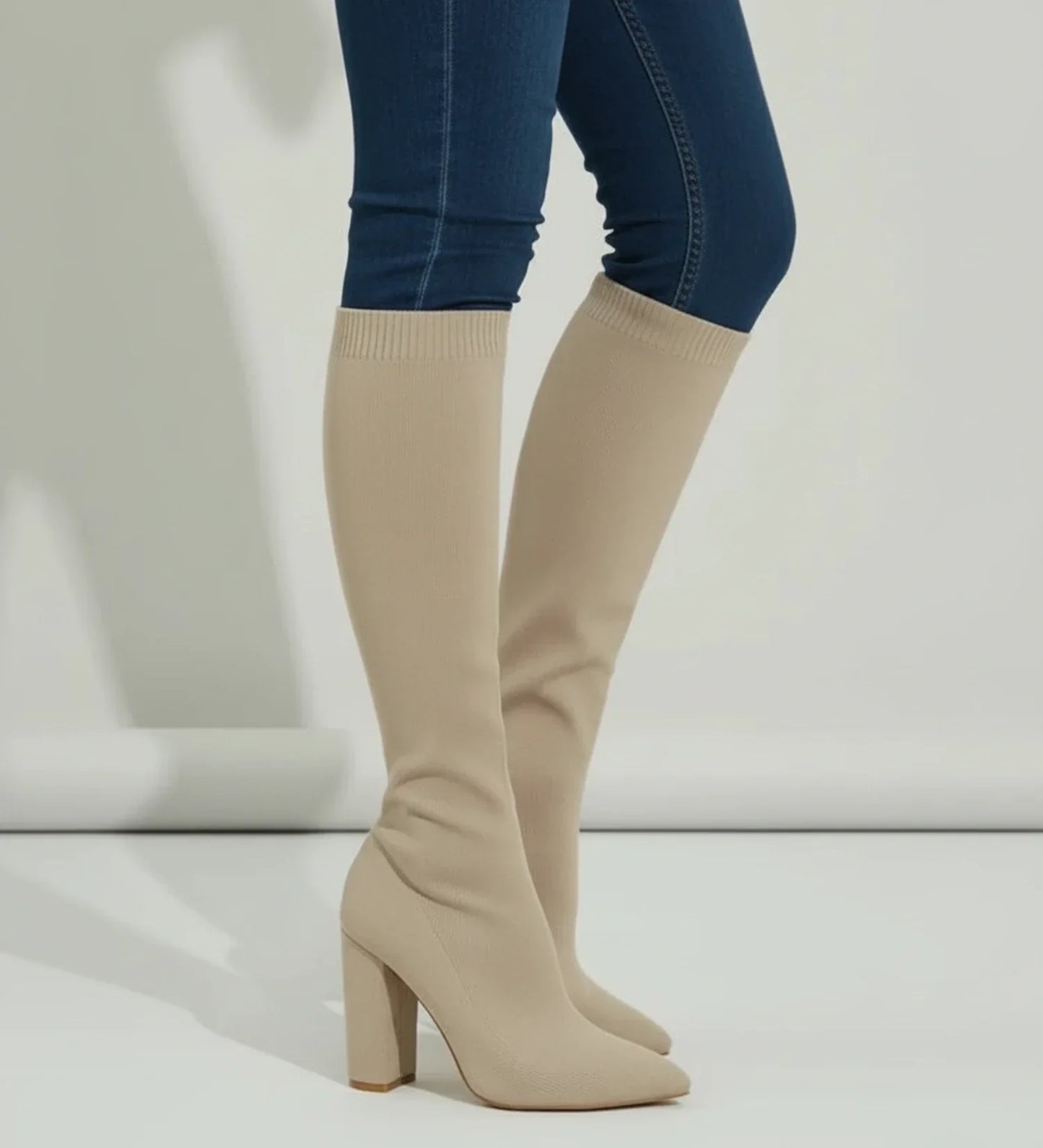 Bottes hautes en maille à talons pour femme