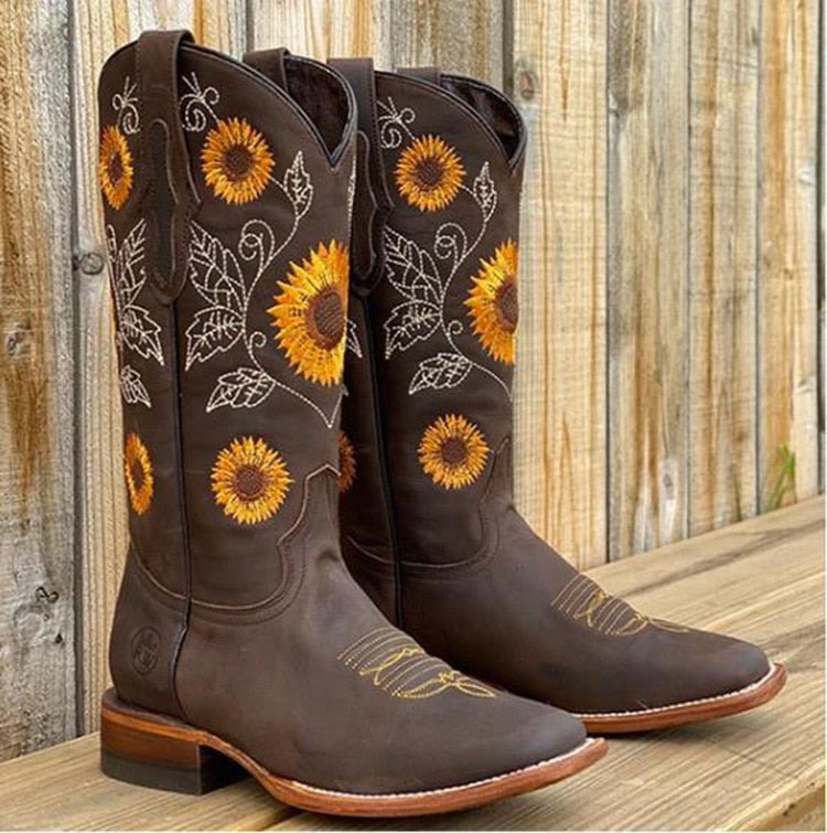 Bottes pour femme de style bohème avec motifs tendance