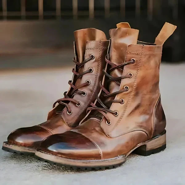 Bottines militaires en cuir à lacets avec bout renforcé pour femme