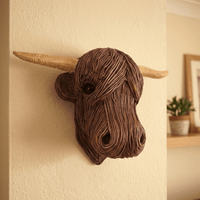 BOVINEART – Escultura de pared elegante de vaca en estilo casa de campo