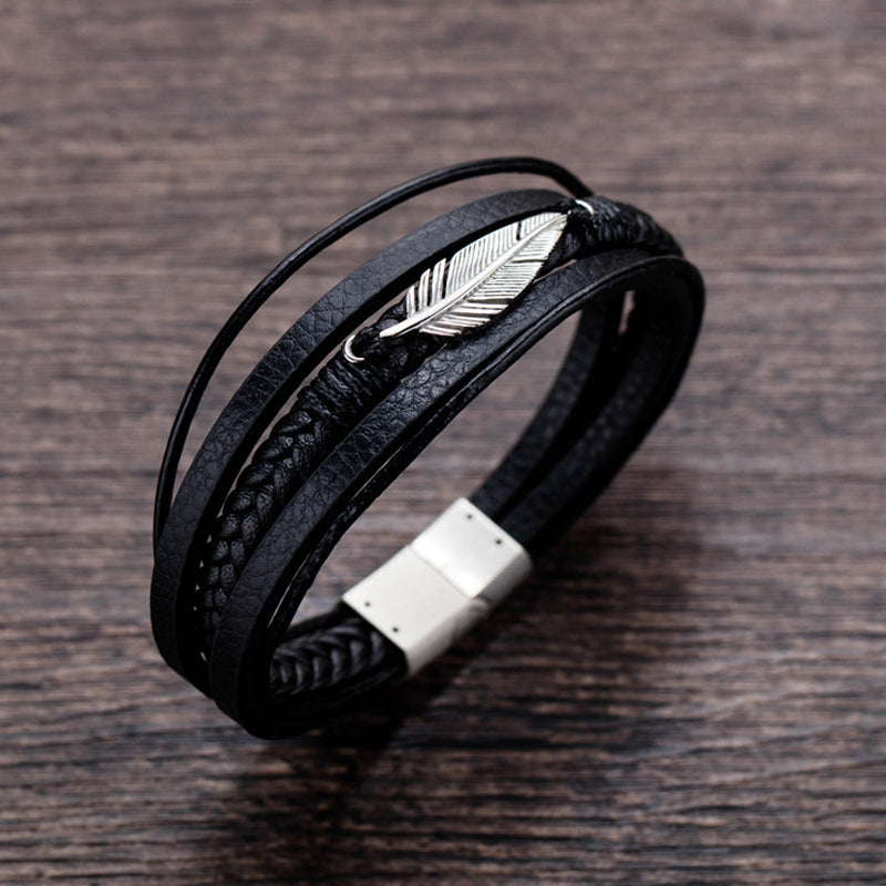 Bracelet avec motif plume et acier