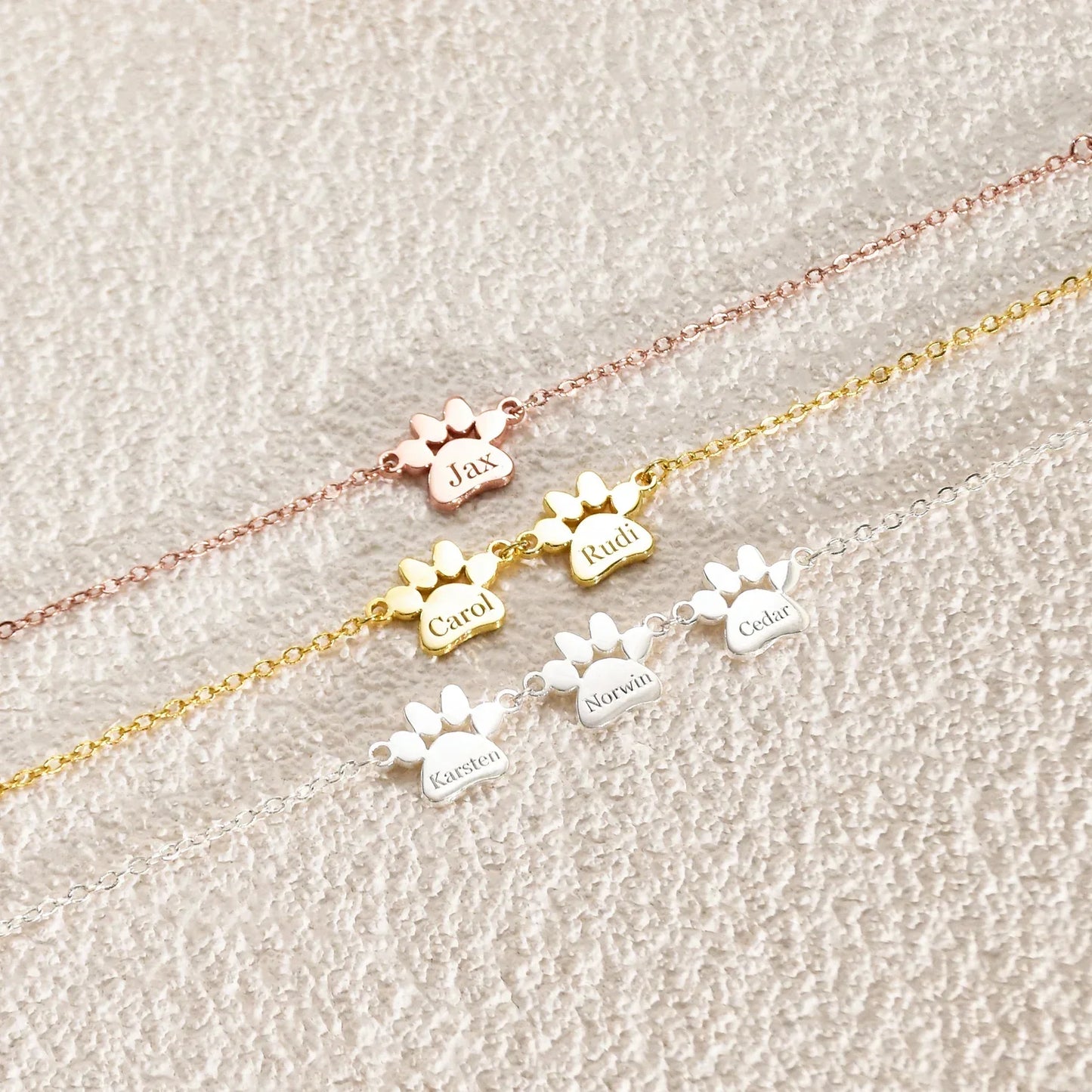 Bracelet chaîne dorée avec pendentifs empreinte et gravure pour animaux de compagnie