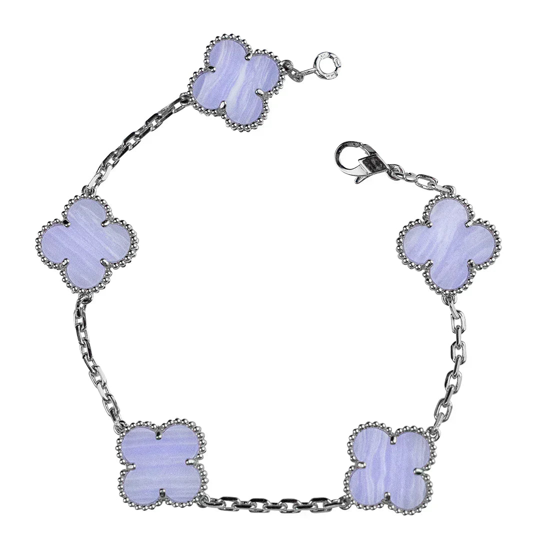 Bracelet doré à trèfles