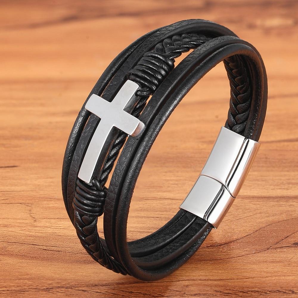 Bracelet en cuir avec croix