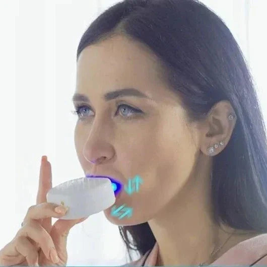 Brosse à dents ultrasonique blanchissante avec résultats de nettoyage visibles