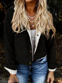 Chaqueta de invierno abotonada para mujer con cuello alto