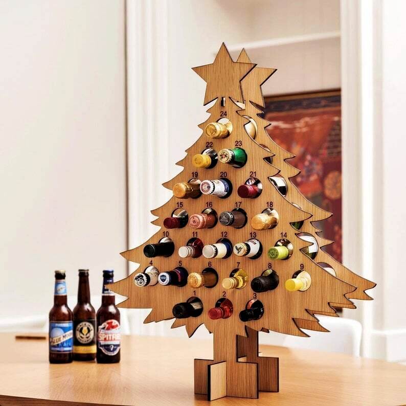 Calendrier de l'Avent pour bière en bois 2026 – compte à rebours de Noël 24 jours