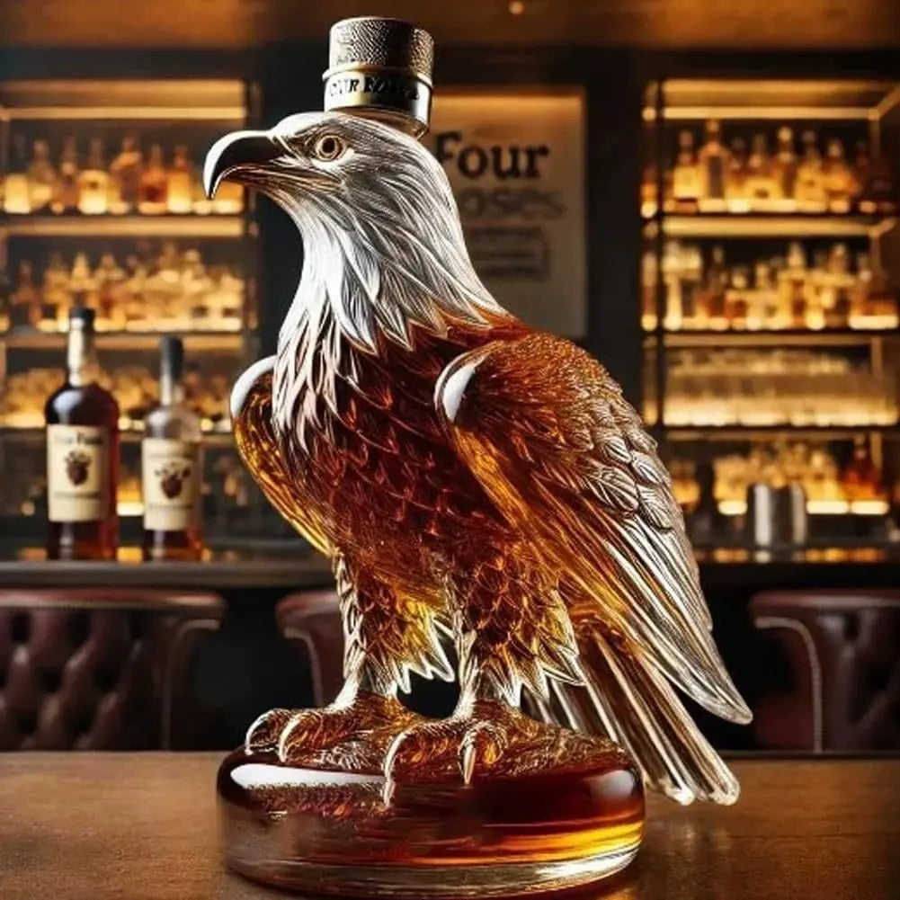 Carafe à whisky en forme d'aigle