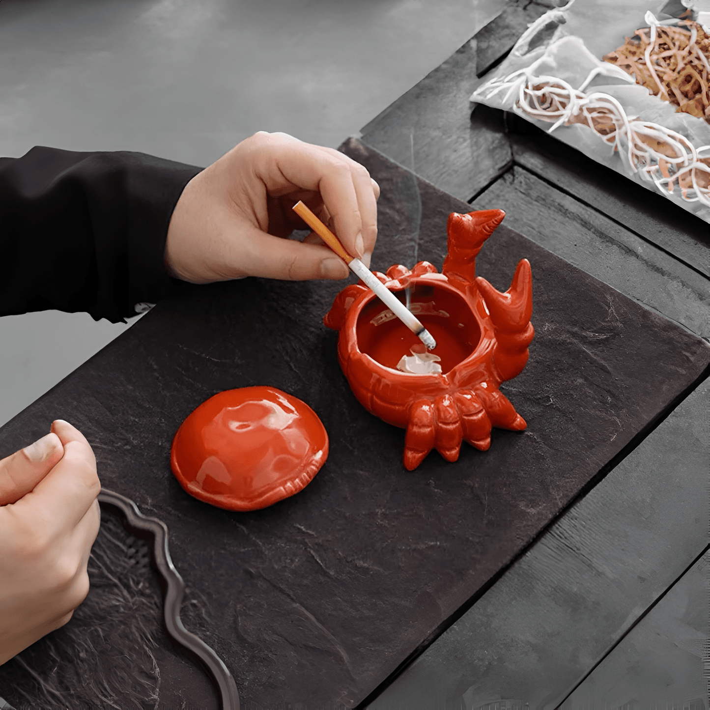 Cendrier de luxe de style oriental motif crabe