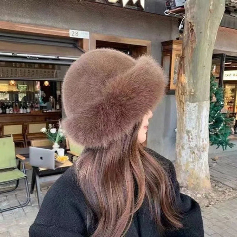 Chapeau bob en fourrure moelleux avec cache-oreilles