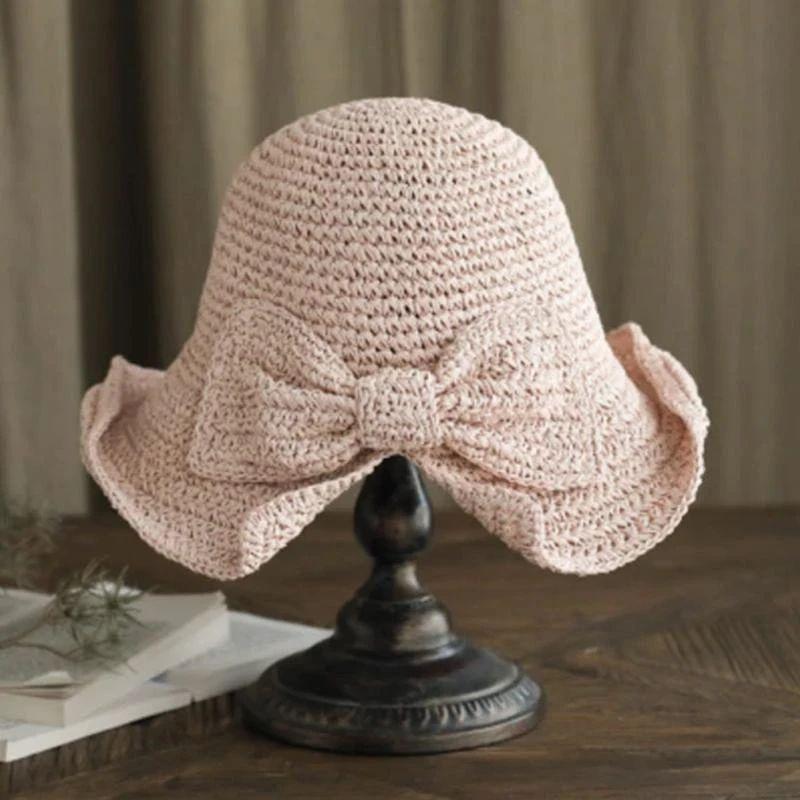 Chapeau d'été à bords et nœud