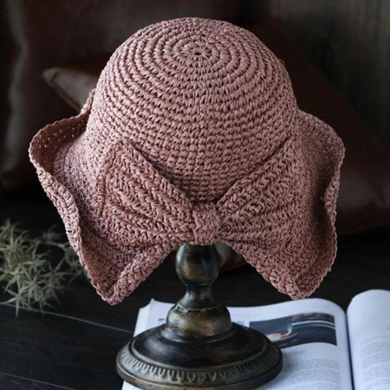 Chapeau d'été à bords et nœud