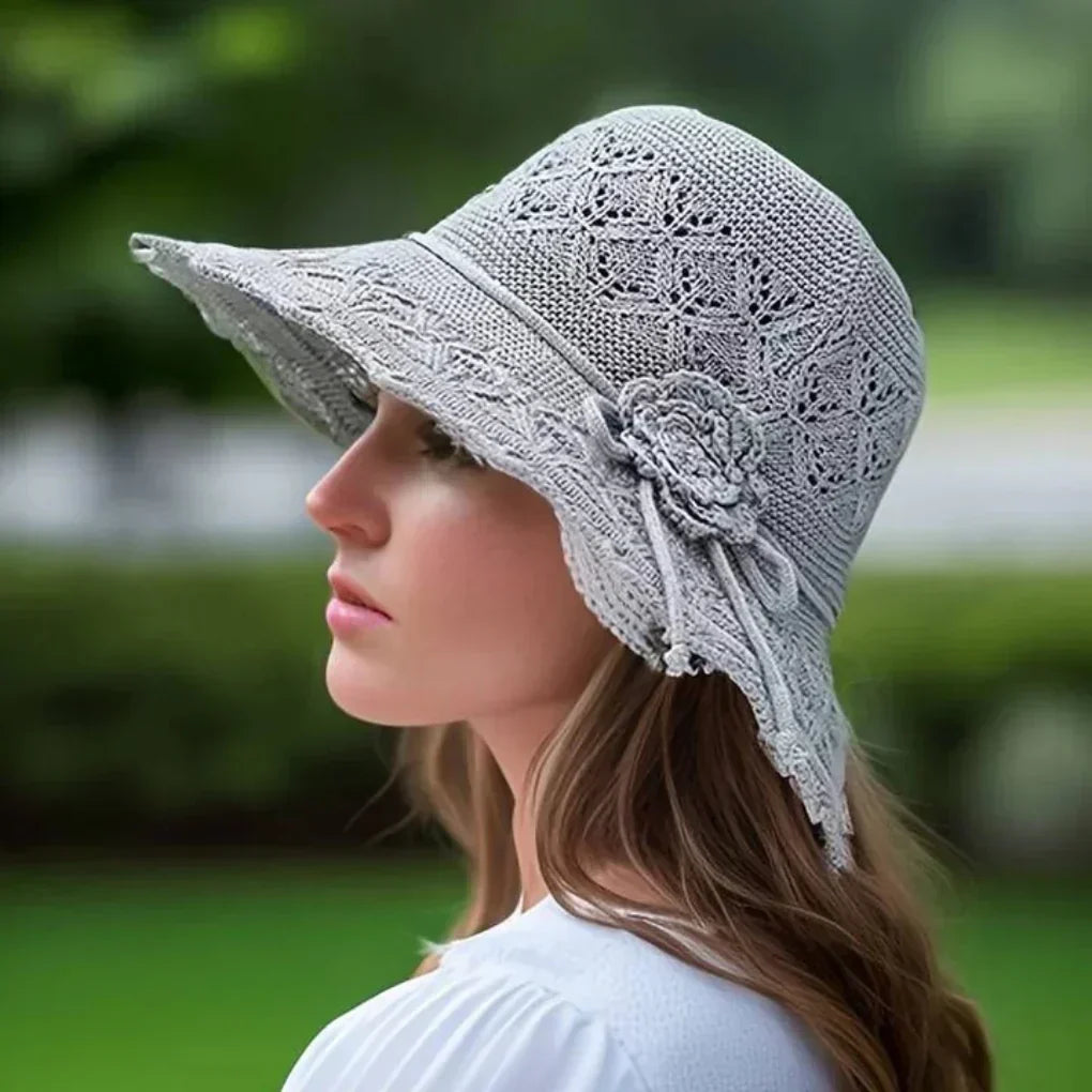 Chapeau de soleil femme à large bord et détails crochetés