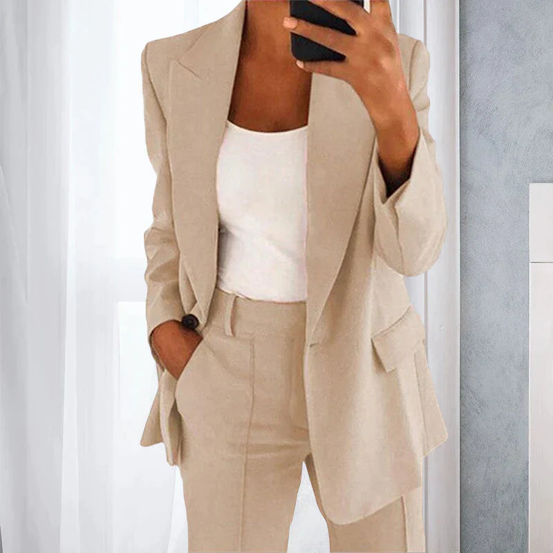 Charlotte - Women's Blazer & Pants Set